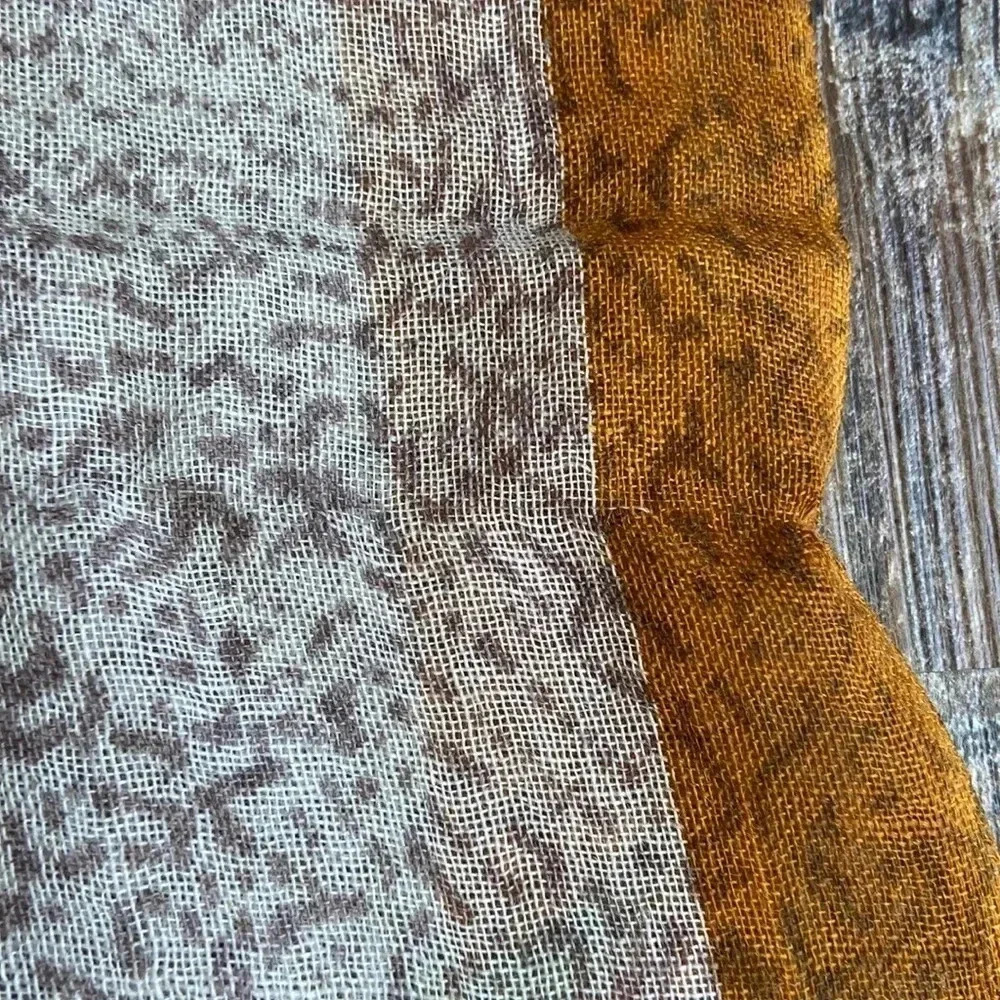 Scarf - Picture 5 of 5